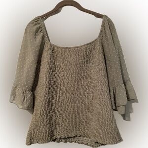 NWT SIREN LILY bell sleeve light green top size: 1X
